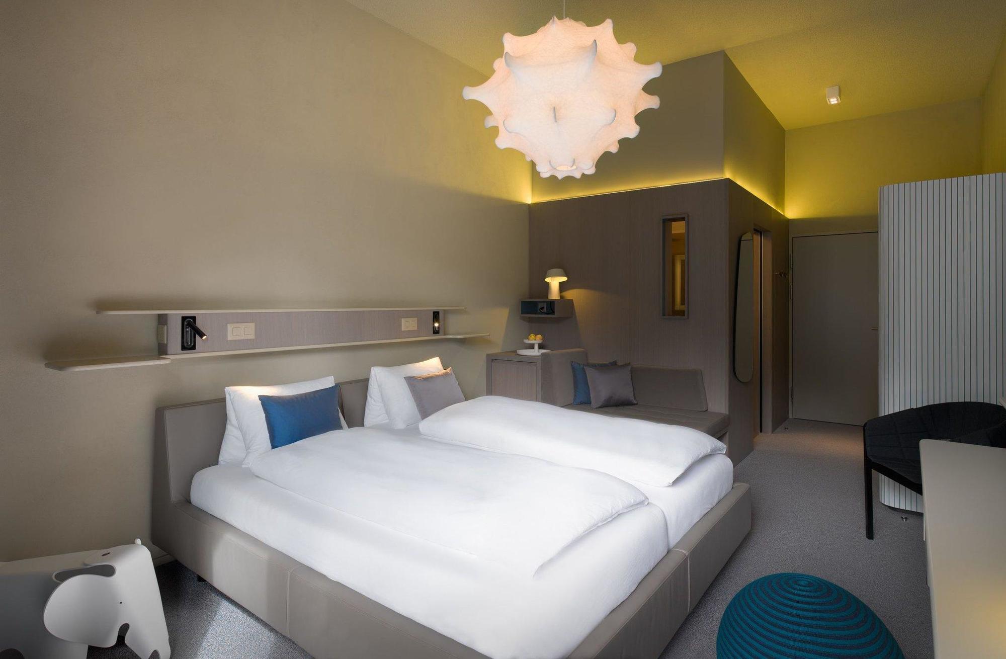 Badehotel Belvair Скуоль Экстерьер фото