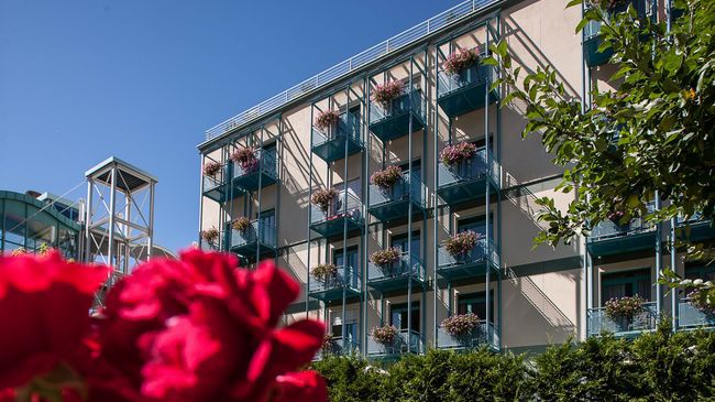 Badehotel Belvair Скуоль Экстерьер фото